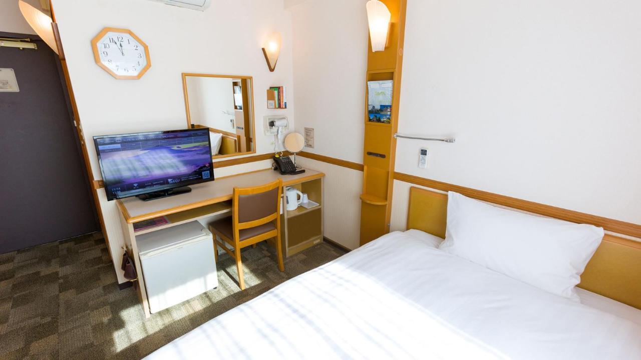 Toyoko Inn Tokyo Monzen-Nakacho Eitaibashi מראה חיצוני תמונה