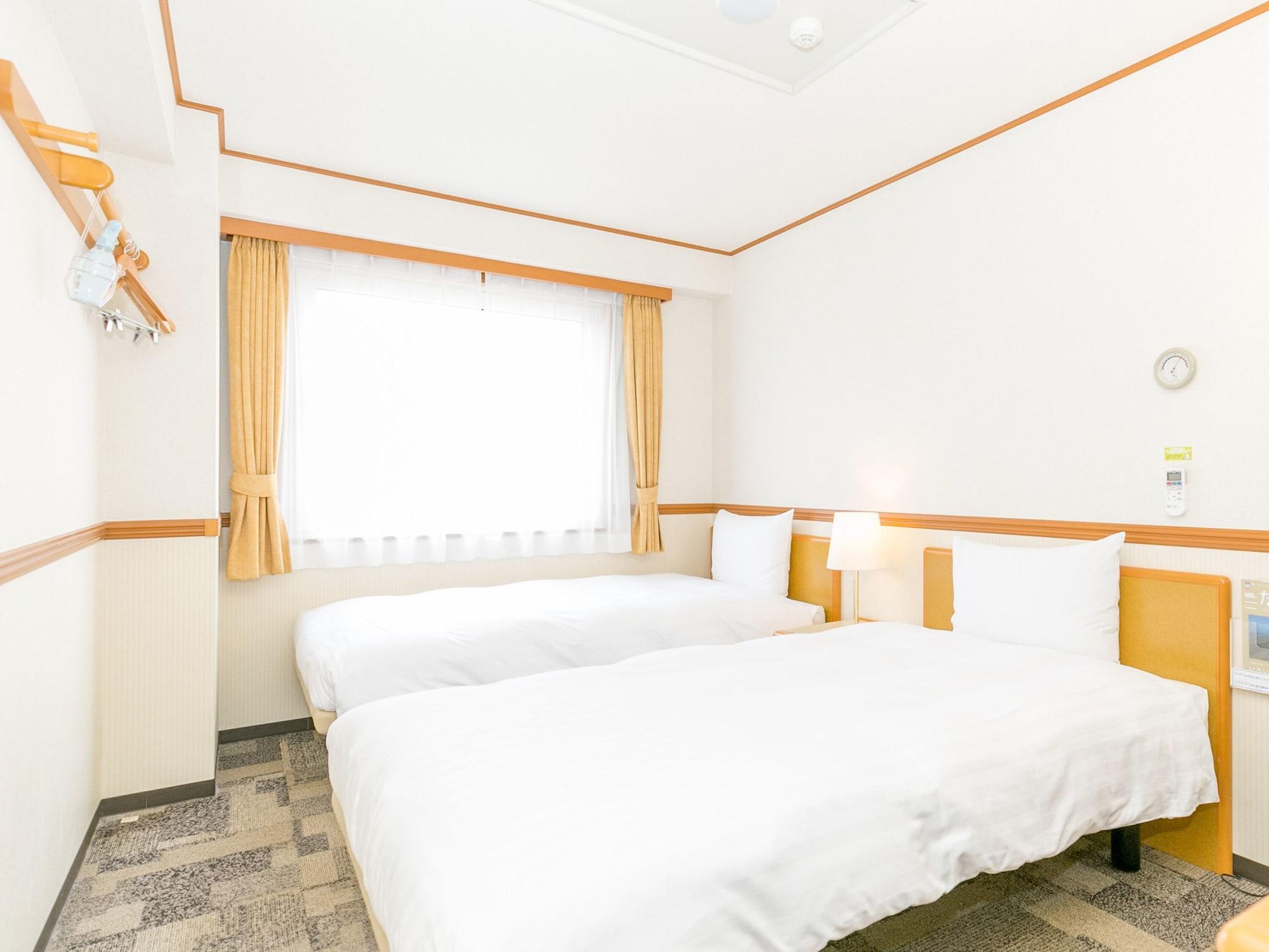 Toyoko Inn Tokyo Monzen-Nakacho Eitaibashi מראה חיצוני תמונה