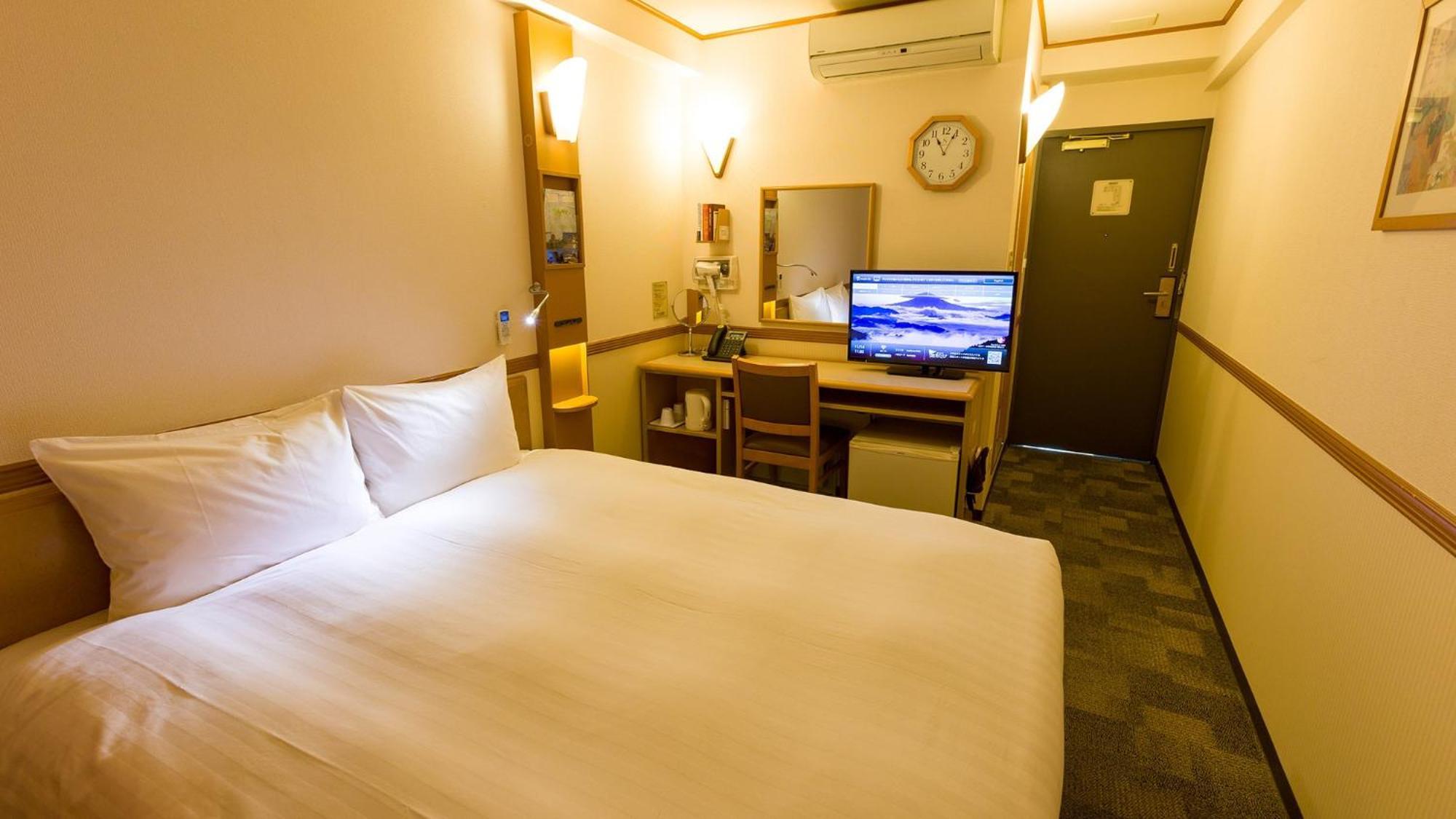 Toyoko Inn Tokyo Monzen-Nakacho Eitaibashi חדר תמונה