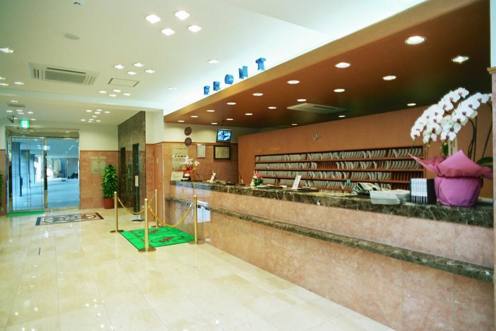 Toyoko Inn Tokyo Monzen-Nakacho Eitaibashi מראה חיצוני תמונה