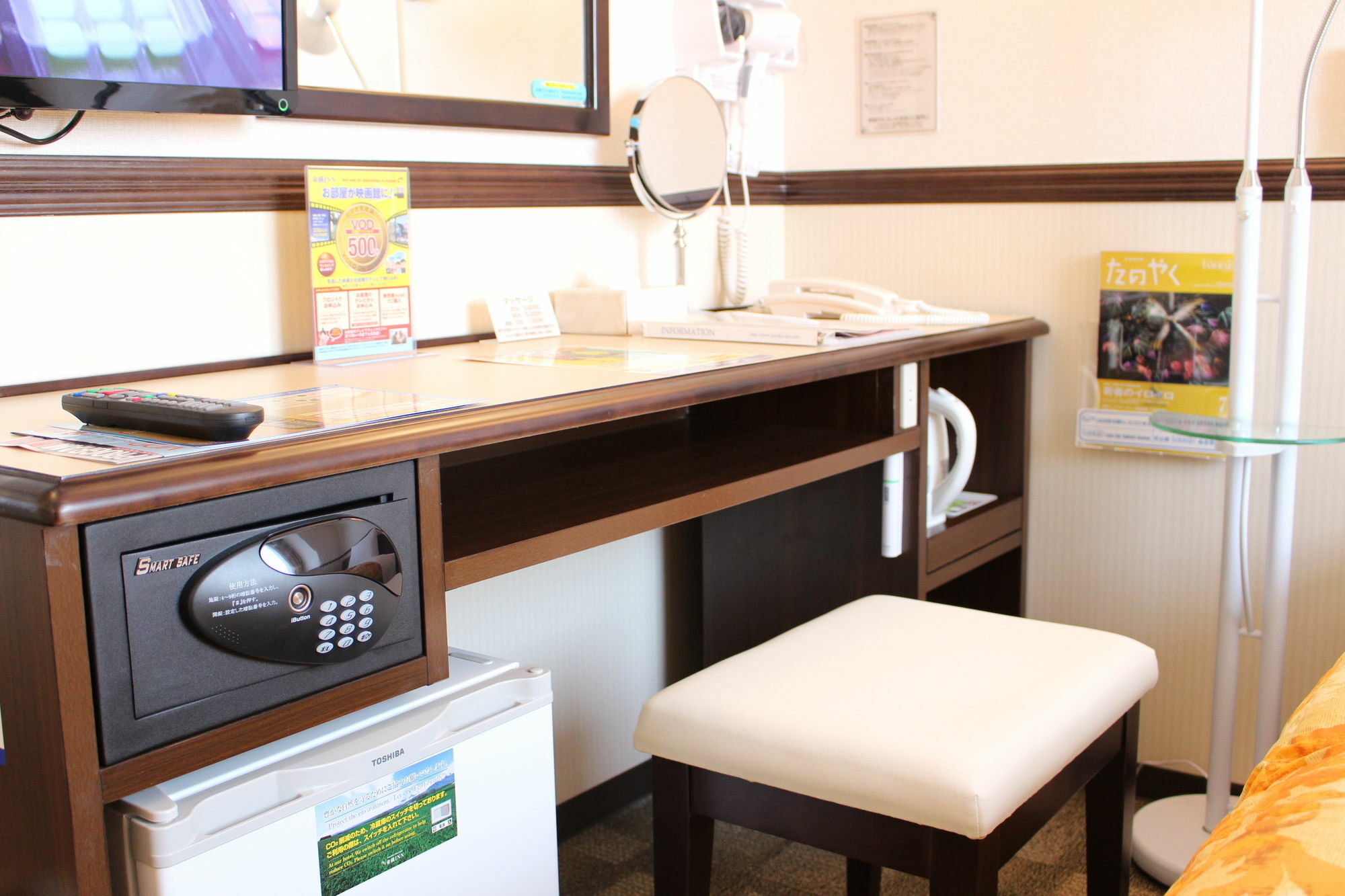 Toyoko Inn Tokyo Monzen-Nakacho Eitaibashi מראה חיצוני תמונה
