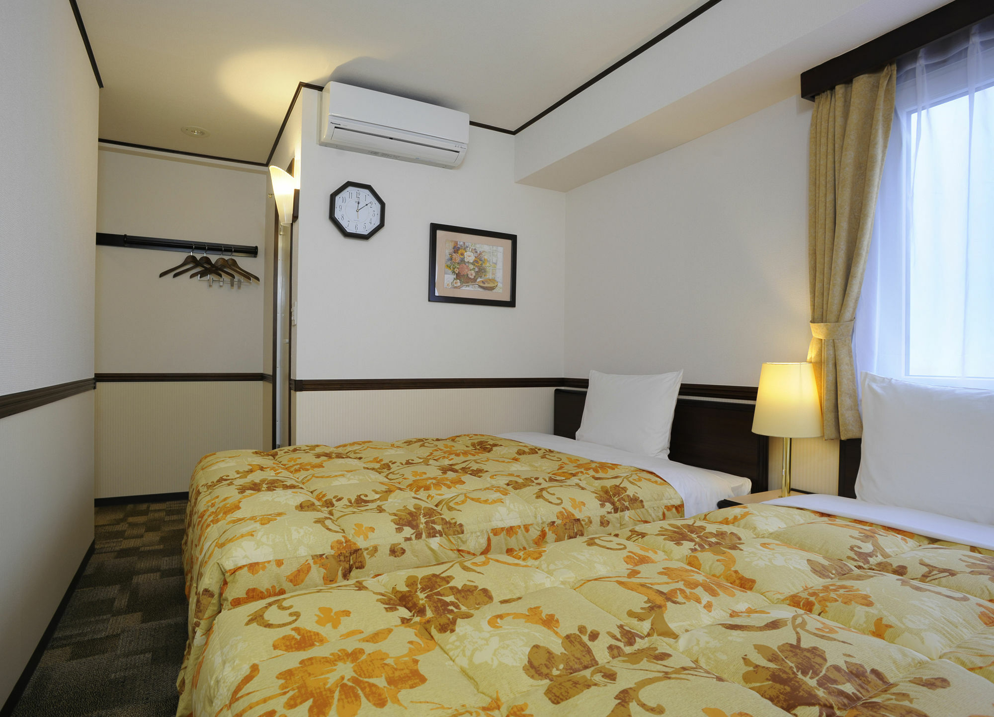 Toyoko Inn Tokyo Monzen-Nakacho Eitaibashi מראה חיצוני תמונה